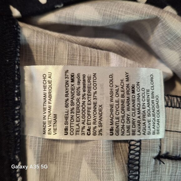 NWOT Chico Women's Stretchy Cropped Navy & White Printed Pants Size 12 By Loft - Picture 8 of 10